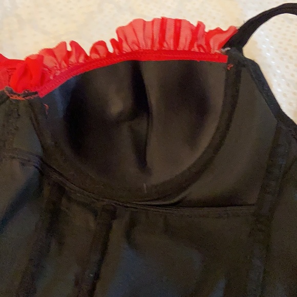 Delicates Corset. - Picture 8 of 9